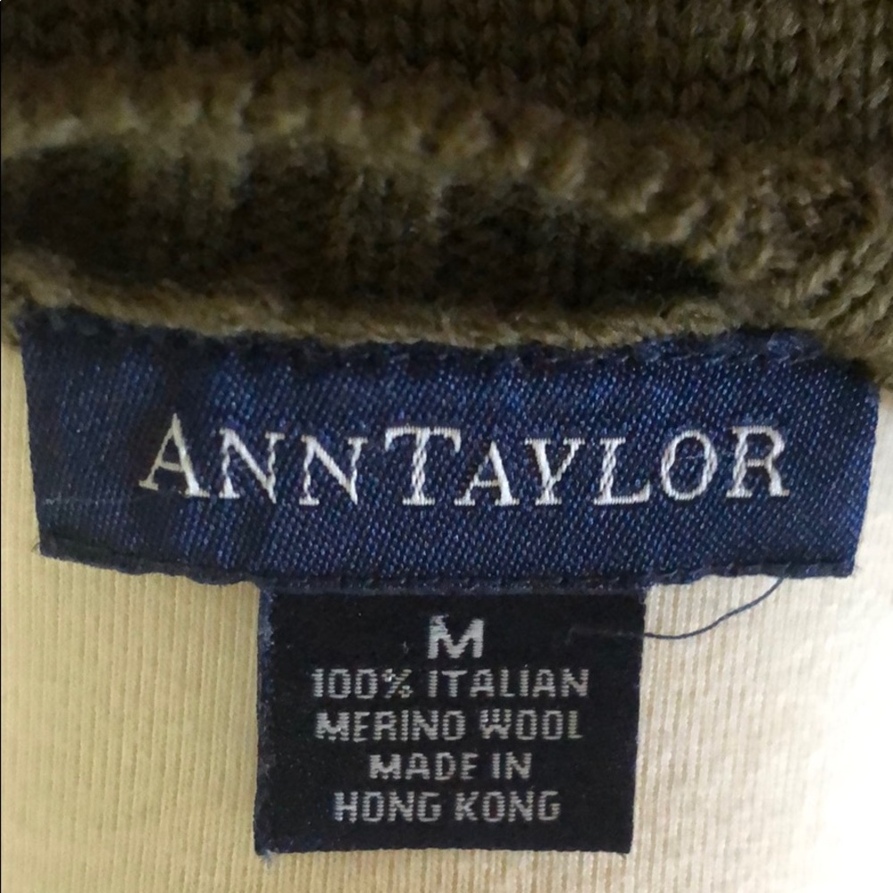 Ann Taylor - Picture 4 of 4